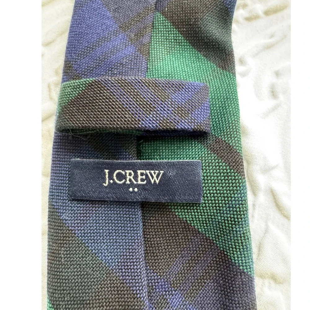 J. Crew Tie Skinny‎ Tartan Plaid